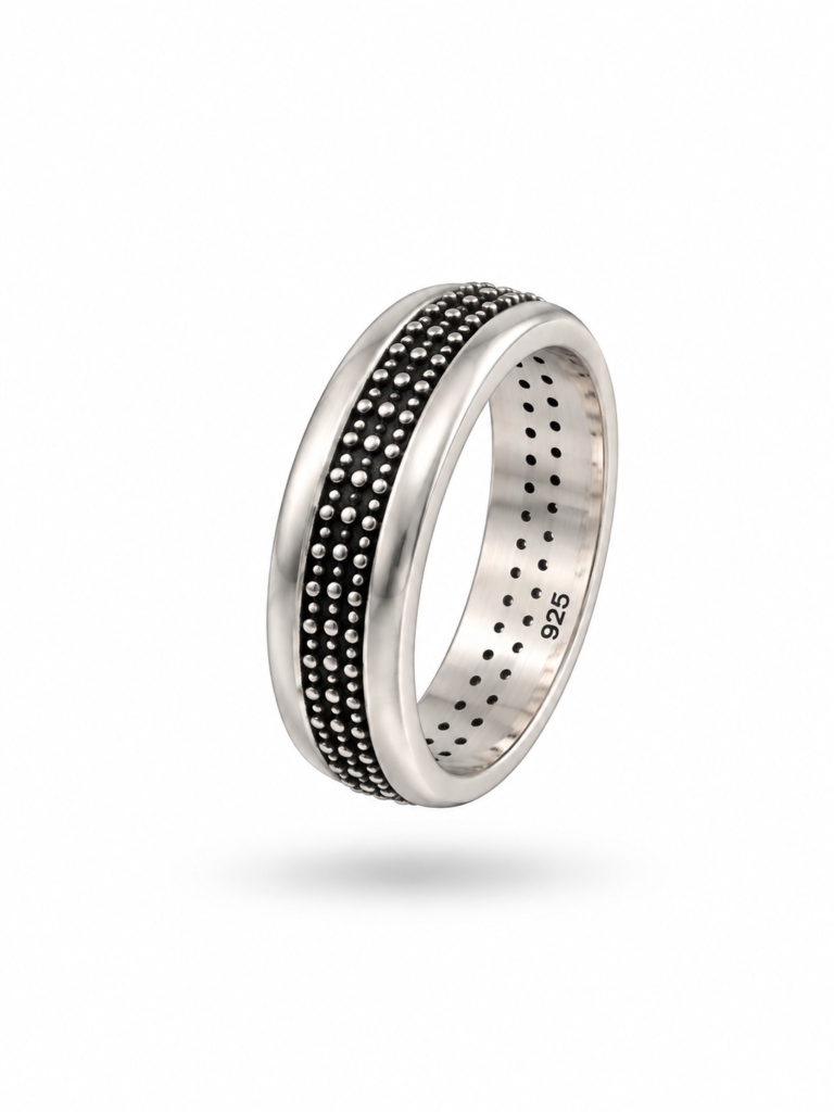 Anel Force cravejado com pedras pretas masculino Prata 925K-271356