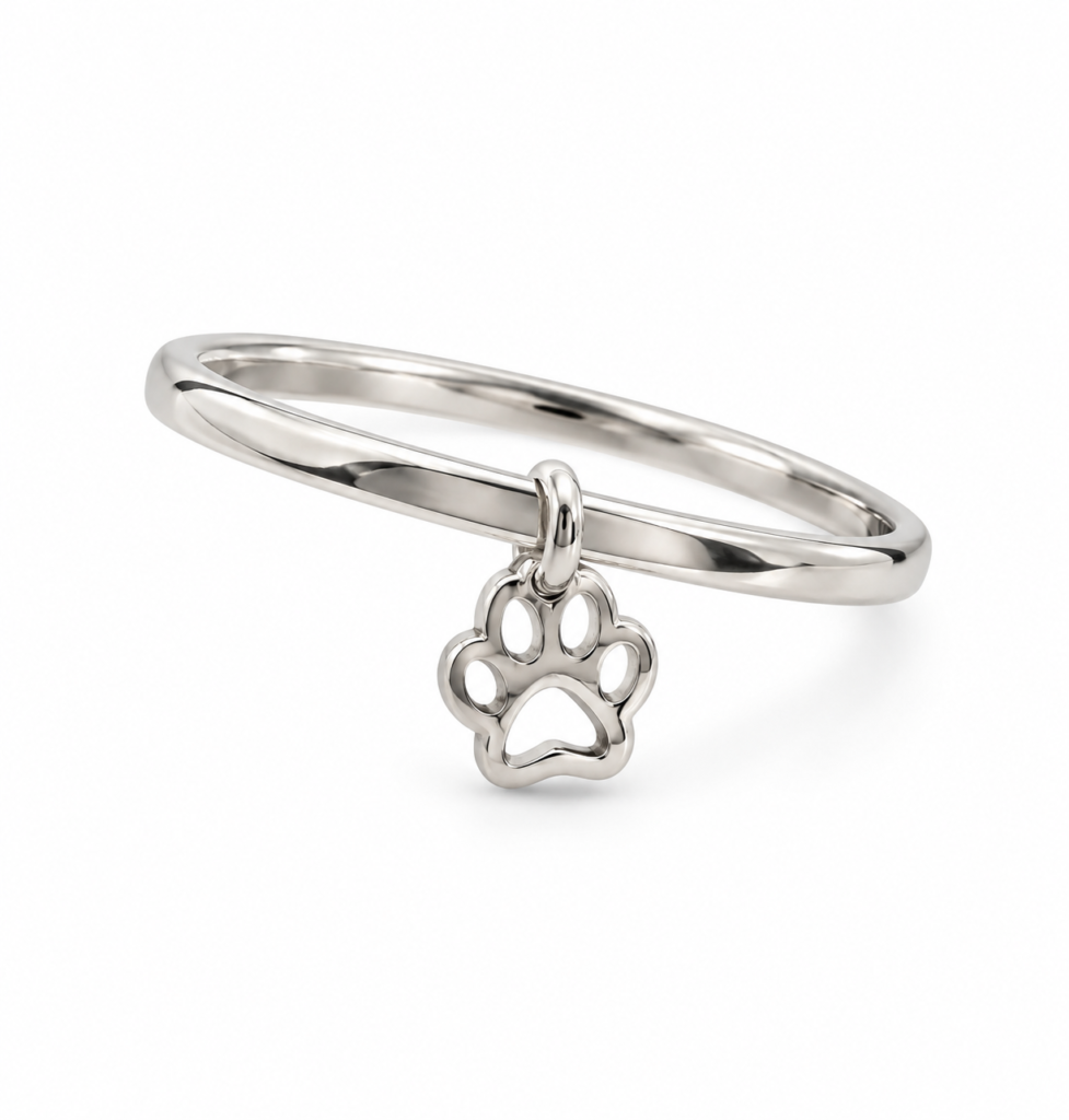Anel Pet com pingente/patinha aro liso Prata 925k- 45718