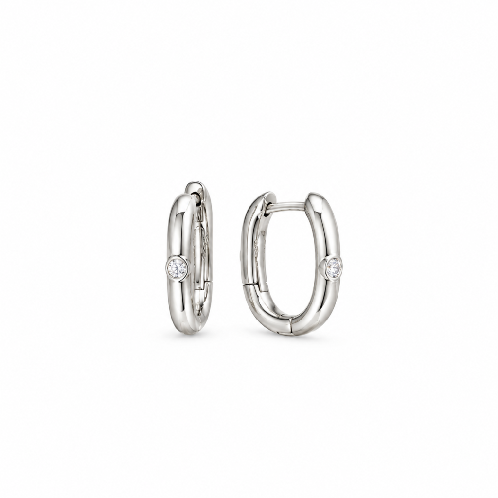 Brinco de Argola Oval com uma zircônia Prata 925k- 238168